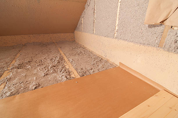 Best Commercial Insulation Contractor  in Algoma, WI
